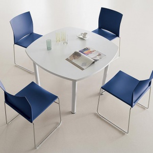 TABLE CARREE TIM PIEDS RONDS