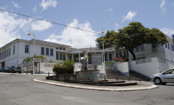 9.COUR D'APPEL DE BASSE TERRE.JPG